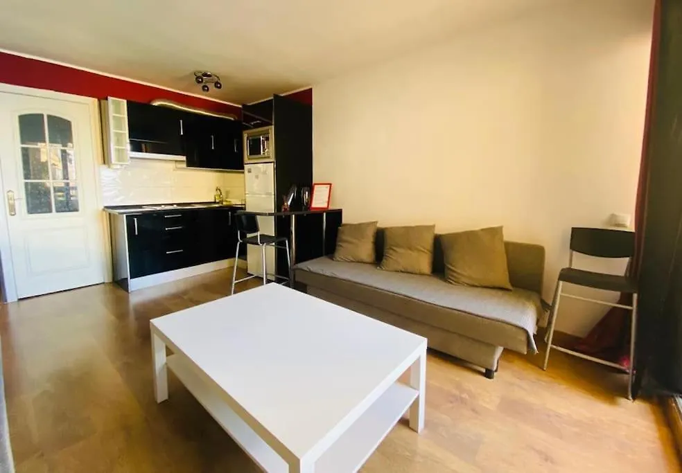 First Line Beach Studio/Center/5P! Marbella Spain